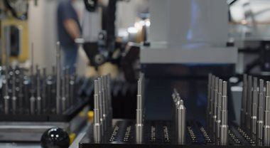 「より多く、より速く」：ANCAの機械がARCH Cutting Toolsの生産性を向上させる方法