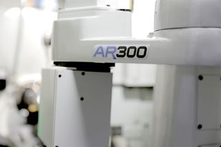 ANCA va bientôt lancer son robot SCARA, le AR300. 